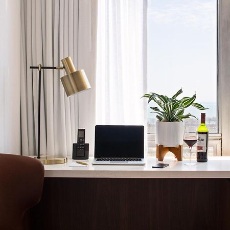 Le Meridien Essex Чикаго Экстерьер фото